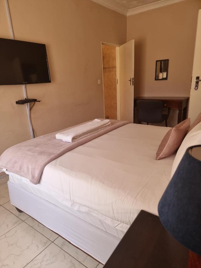 הארארה Palm Villa מראה חיצוני תמונה
