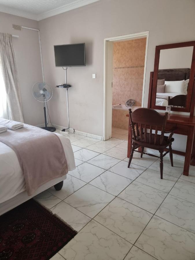 הארארה Palm Villa מראה חיצוני תמונה